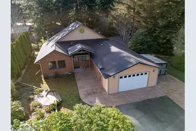 1108 6th St SE, Bandon, OR 97411 - Photo 1