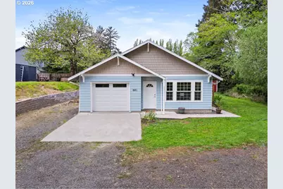 681 SW Birch Ave, Warrenton, OR 97146 - Photo 1