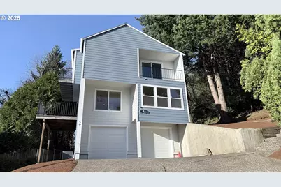 65 SW Pleasant View Ave, Gresham, OR 97030 - Photo 1
