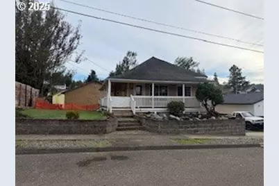 728 N Elliott St, Coquille, OR 97423 - Photo 1
