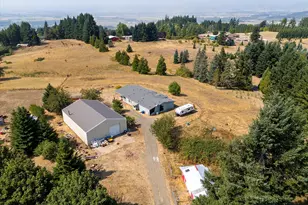 8325 SE Sky Vista Dr, Amity, OR 97101 - Photo 1