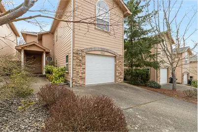 1463 Four Seasons Dr, Roseburg, OR 97470 - Photo 1