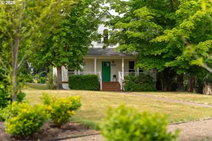 580 SW 9th St, Dundee, OR 97115 - Photo 1