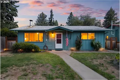 1716 SW K St, Grants Pass, OR 97526 - Photo 1