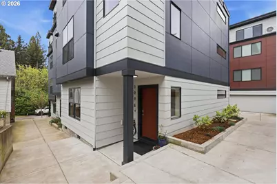 3098 SW Pendleton Ct, Portland, OR 97239 - Photo 1