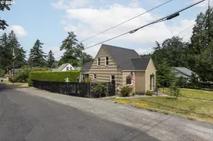 1035 5th St, Washougal, WA 98671 - Photo 1