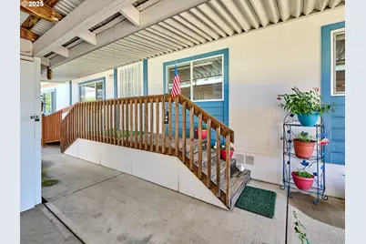 4249 Larch St NE, Salem, OR 97305 - Photo 1