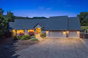 2833 20th St, Springfield, OR 97477 - Photo 1