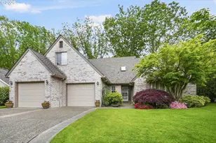 31530 SW Village Green Ct, Wilsonville, OR 97070 - Photo 1