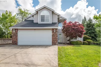 802 Edinburgh Ct, Kelso, WA 98626 - Photo 1