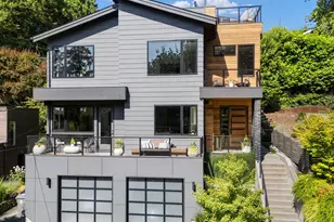 7625 S Fulton Park Blvd, Portland, OR 97219 - Photo 1