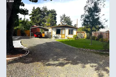 355 NE Fifth St, Irrigon, OR 97844 - Photo 1