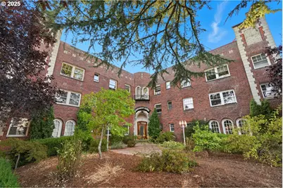 711 NE Randall Ave #203, Portland, OR 97232 - Photo 1