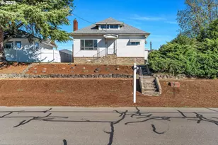 271 N 3rd St, Jefferson, OR 97352 - Photo 1