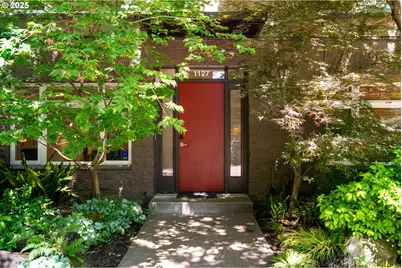 1127 NW Irving St, Portland, OR 97209 - Photo 1