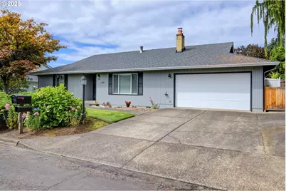 15263 SE Duckey Ln, Milwaukie, OR 97267 - Photo 1