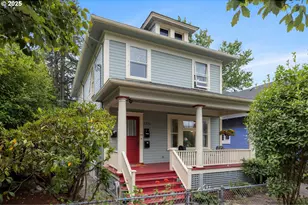2220 SE Salmon St, Portland, OR 97214 - Photo 1