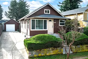 8310 NE Sacramento St, Portland, OR 97220 - Photo 1