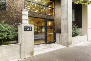 725 NW 10th Ave, Portland, OR 97209 - Photo 1