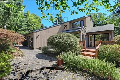 9140 SW 5th Ave, Portland, OR 97219 - Photo 1