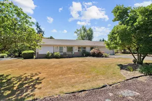 2424 Glenmorrie Dr, Lake Oswego, OR 97034 - Photo 1