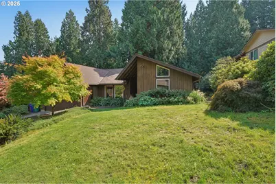 864 SE 25th St, Gresham, OR 97080 - Photo 1
