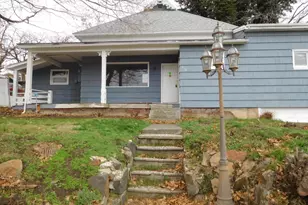 110 N Broad St, Weston, OR 97886 - Photo 1
