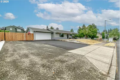 18340 SE Langensand Rd, Sandy, OR 97055 - Photo 1