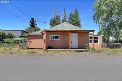 106 Iowa St, Eugene, OR 97402 - Photo 1