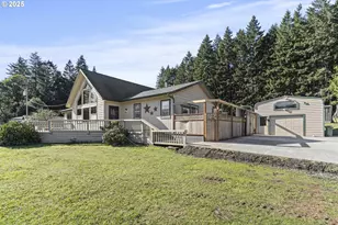 889 H Ave, Powers, OR 97466 - Photo 1