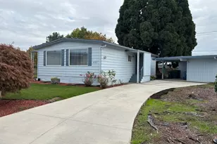 3197 Rainbow Loop, Hubbard, OR 97032 - Photo 1