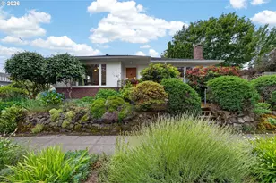 1930 SE Bybee Blvd, Portland, OR 97202 - Photo 1