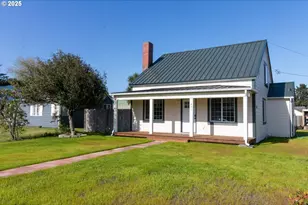 491 Kingwood St, Florence, OR 97439 - Photo 1