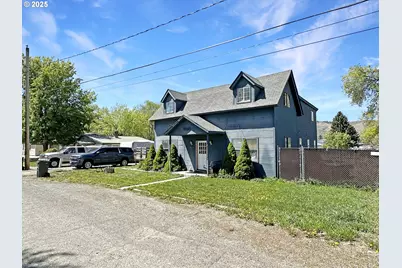 2205 15th St, Baker City, OR 97814 - Photo 1