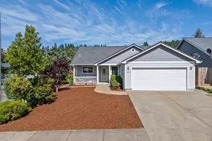 1894 S 8th St, Cottage Grove, OR 97424 - Photo 1