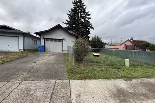 1421 Bowmont Ave, Kelso, WA 98626 - Photo 1