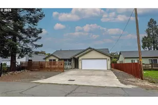 120 SE Edwards Ave, Winston, OR 97496 - Photo 1