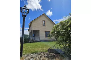 322 NW 2nd St, Goldendale, WA 98620 - Photo 1