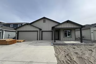 564 Arthur St, Umatilla, OR 97882 - Photo 1