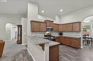 8625 SW Sagert St, Tualatin, OR 97062 - Photo 21