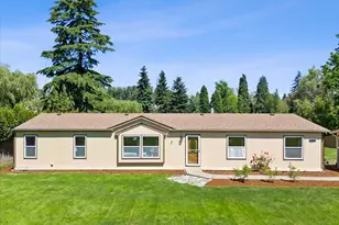 3231 NE Holland Ct, Portland, OR 97211 - Photo 1