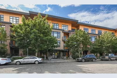 2350 NW Savier St #224, Portland, OR 97210 - Photo 1