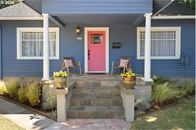 6362 N Commercial Ave, Portland, OR 97217 - Photo 1