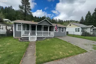 48399 E 1st St, Oakridge, OR 97463 - Photo 1