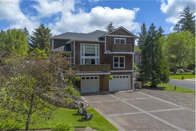 36226 River Point Dr, Astoria, OR 97103 - Photo 1