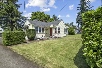 835 SE 141st Ave, Portland, OR 97233 - Photo 1
