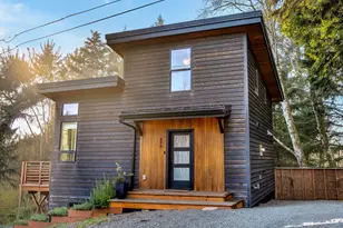 696 N Spruce St, Cannon Beach, OR 97110 - Photo 1