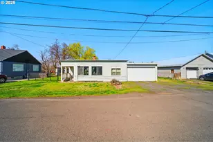 324 NW 10th Ave, Milton-Freewater, OR 97862 - Photo 1