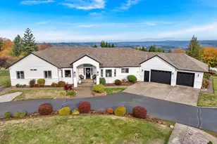 41375 SE Vista Loop Dr, Sandy, OR 97055 - Photo 1