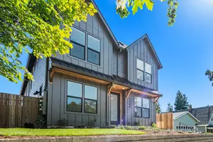 4058 SE Long St, Portland, OR 97202 - Photo 1